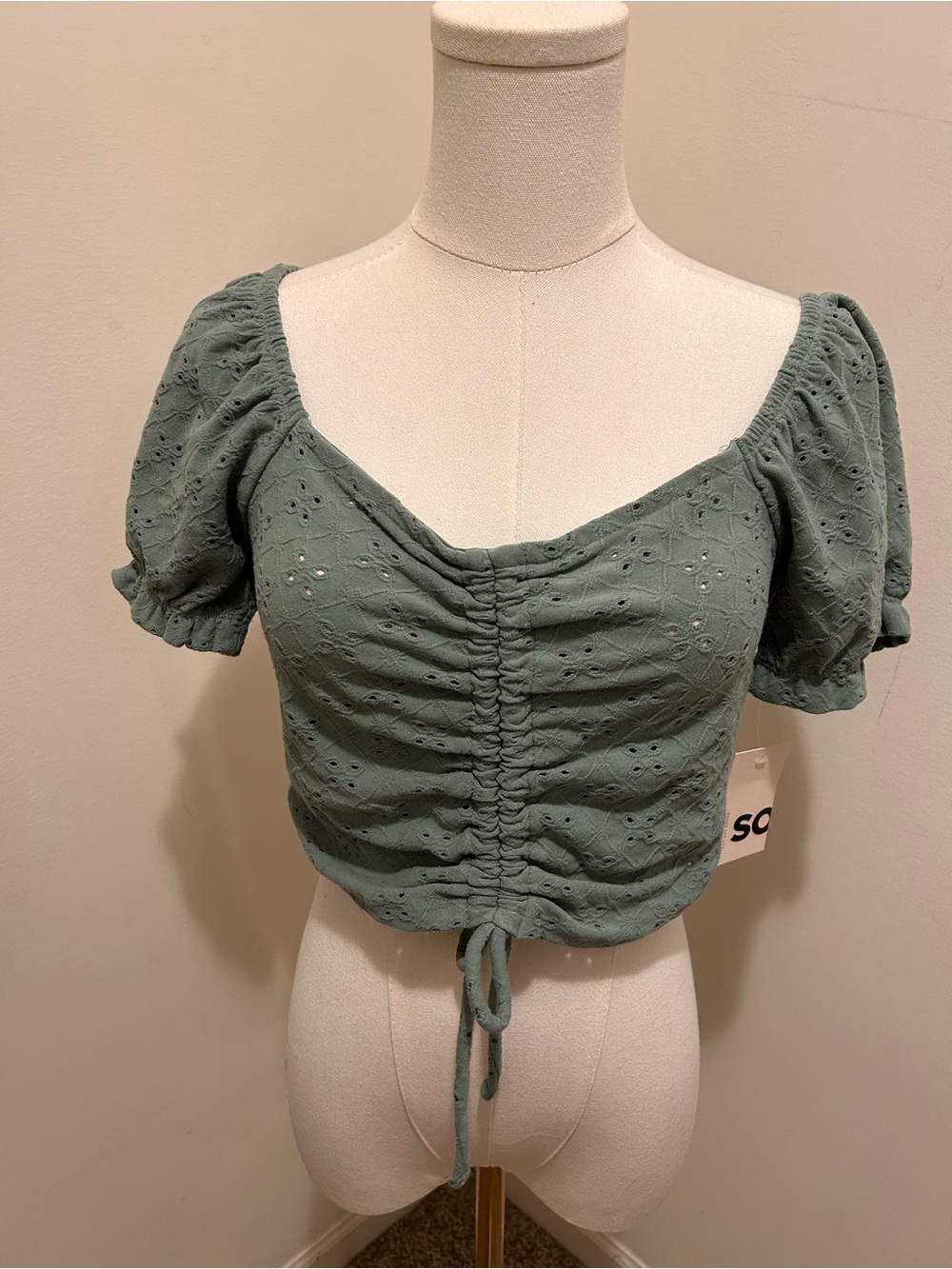 NWT!  SO knit crop top